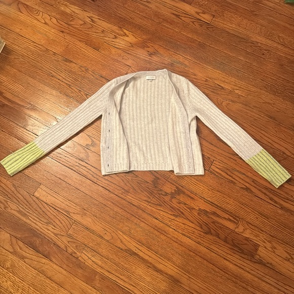 KINROSS Cashmere Cable Knit Color Block Cropped Cardigan - Picture 4 of 7